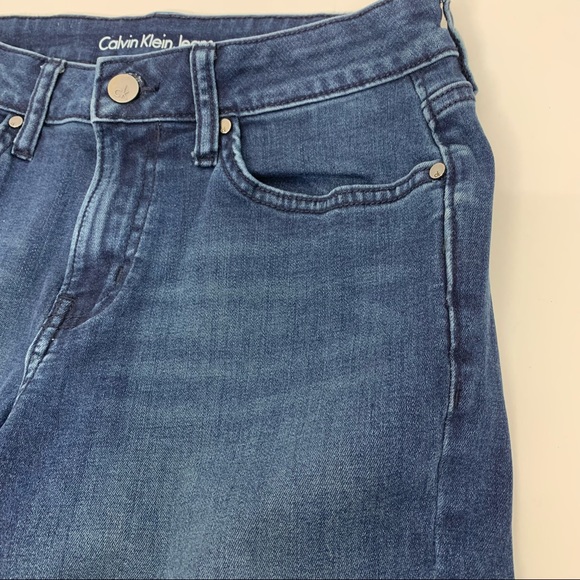 Calvin Klein Jeans City Short Dark Wash Blue Denim Bermuda Jean Shorts Size 6 - Picture 5 of 14